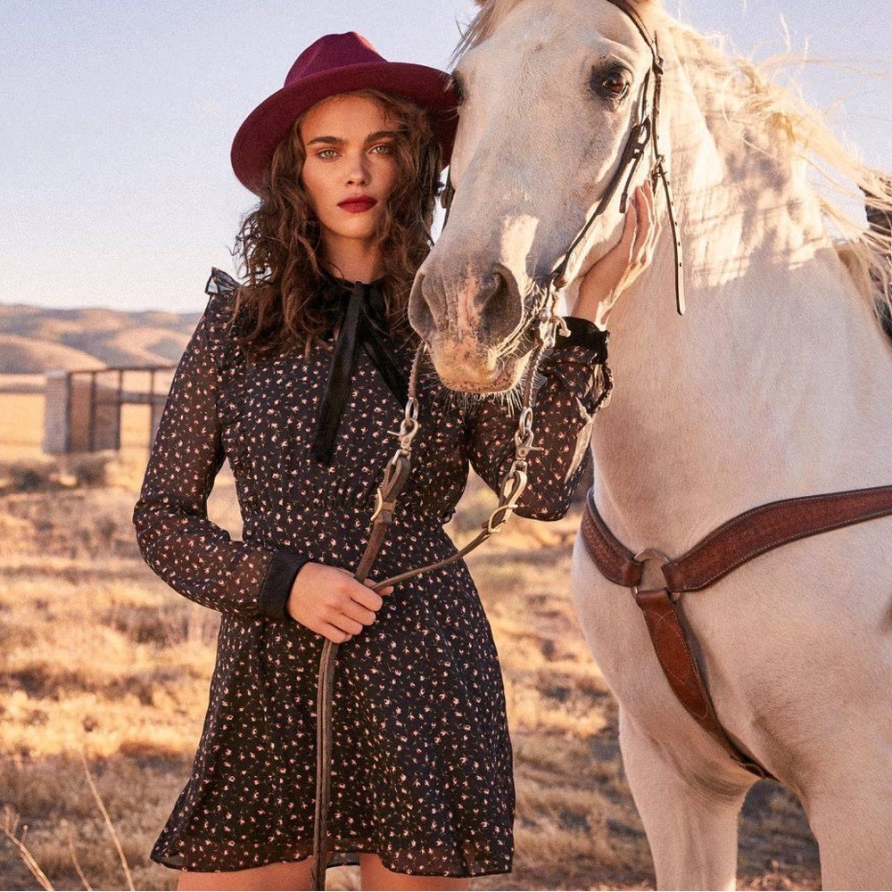 Lulus Neilsa Black Floral Print Long Sleeve Skater Dress
